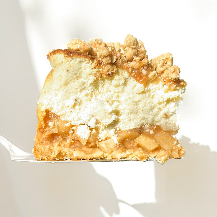 gâteau au fromage basque au crumble pommes-poires.