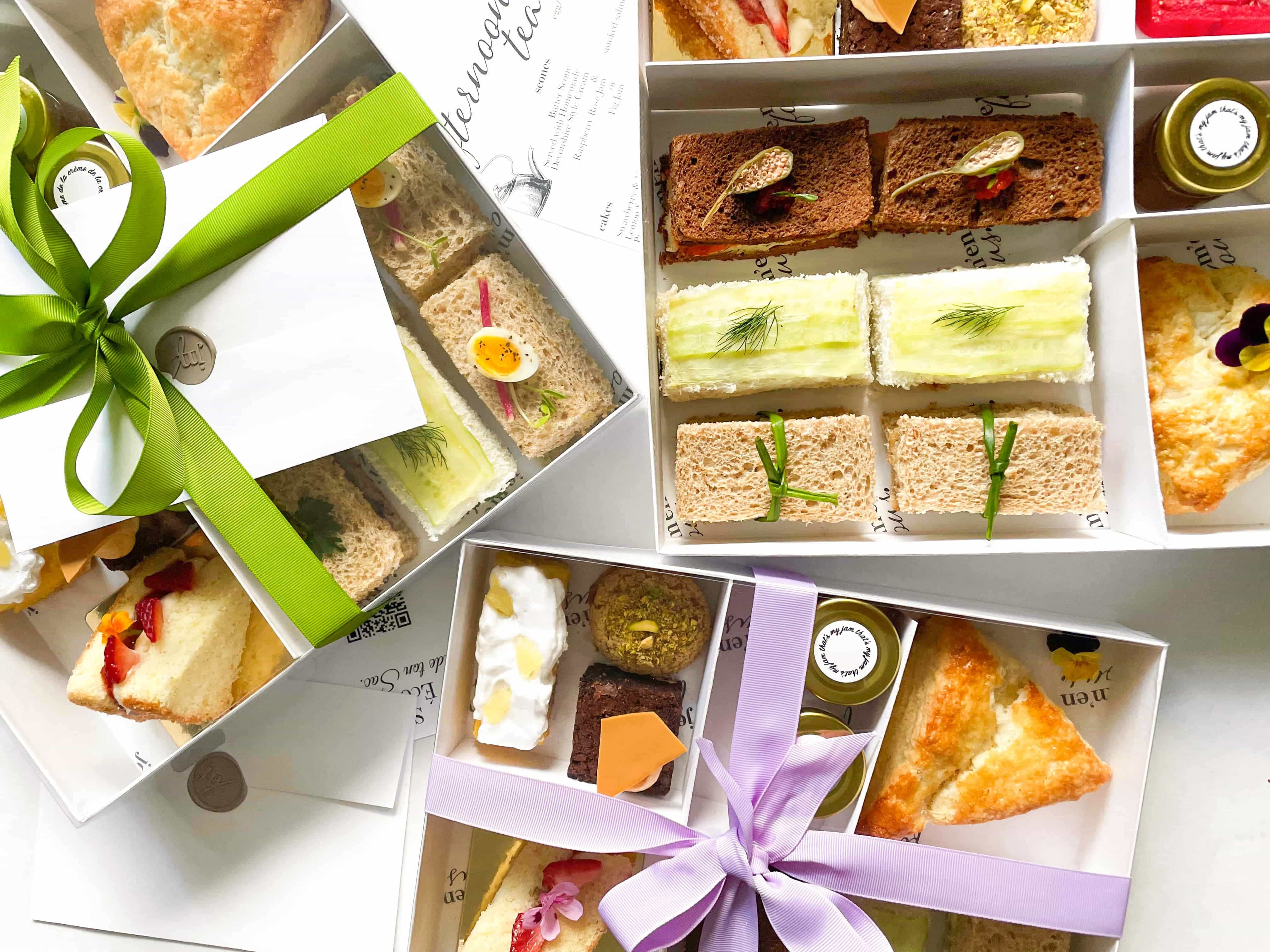 Je m'en fous. High tea boxes, burnt cheesecakes & dessert Je m'en